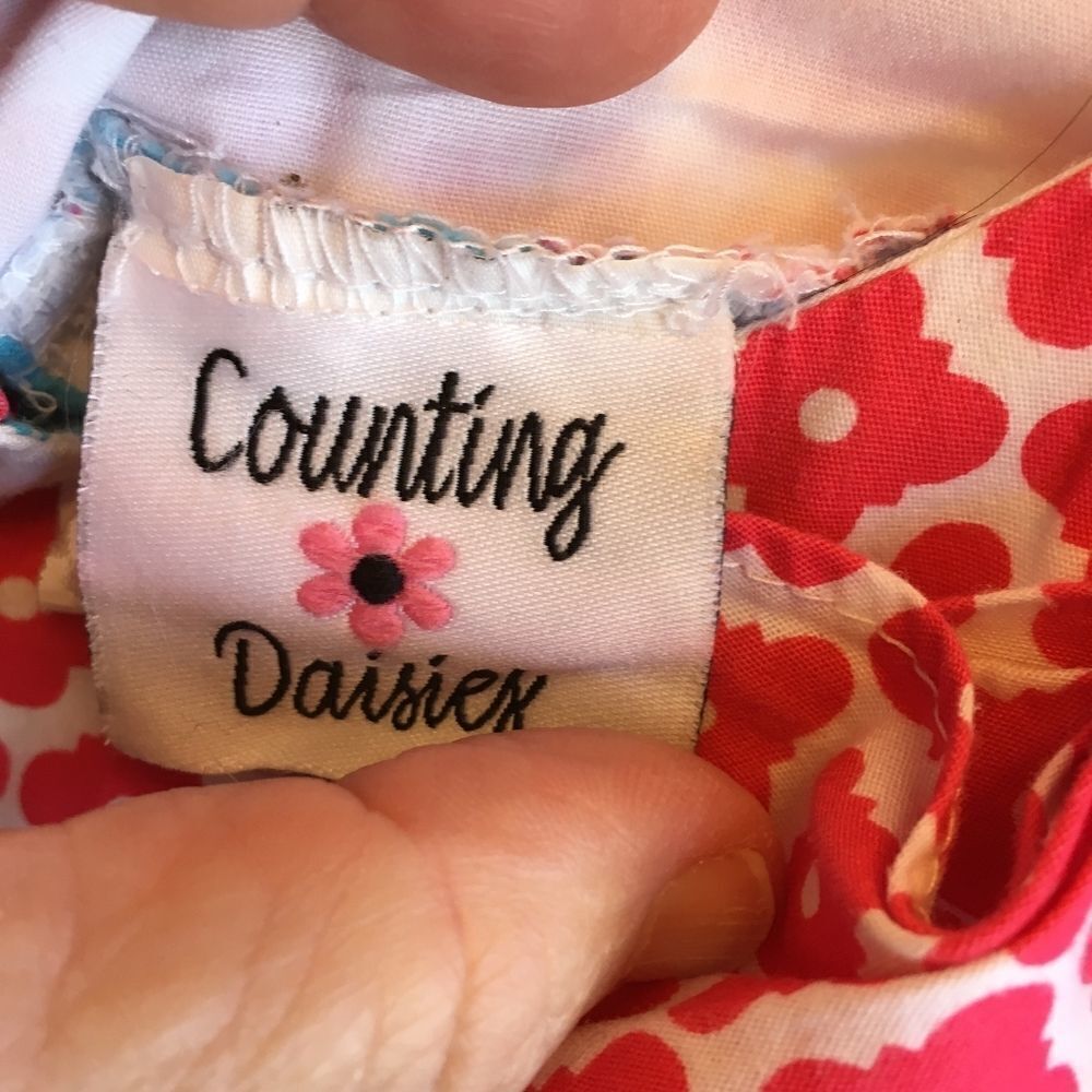 COUNTING DAISIES FLORAL DRESS‎ - Picture 6 of 6